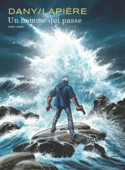 Couverture de UN HOMME QUI PASSE